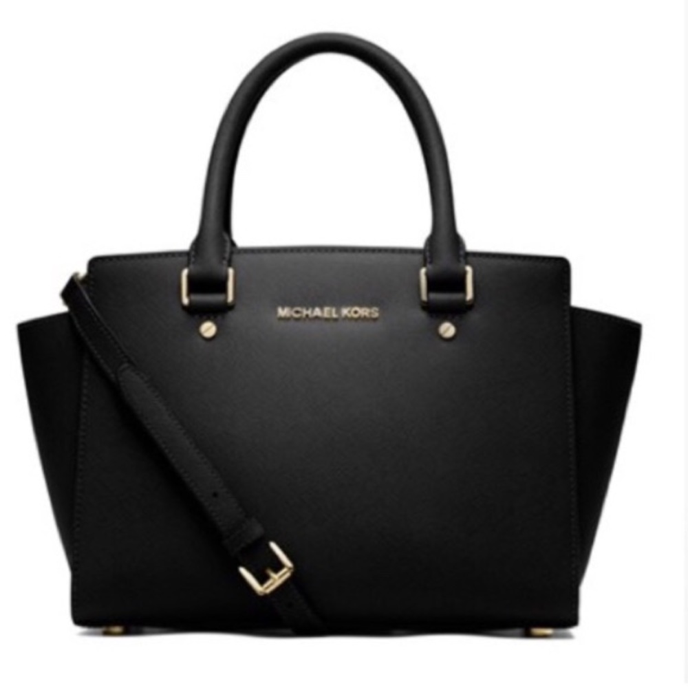 Black Micheal Kors Purse